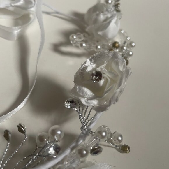 White Floral Pearl & Crystal Headband Crown - Picture 4 of 8